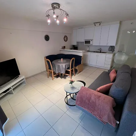 Residentie Cappuccino -- In Stad Vlakbij Strand Appartement